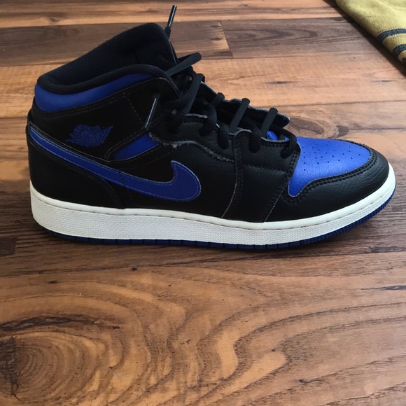 Jordan 1 “Royal Blue mid”